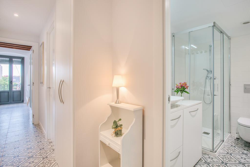 Апартаменты Flateli Rambla 5 3-2 Жирона Номер фото